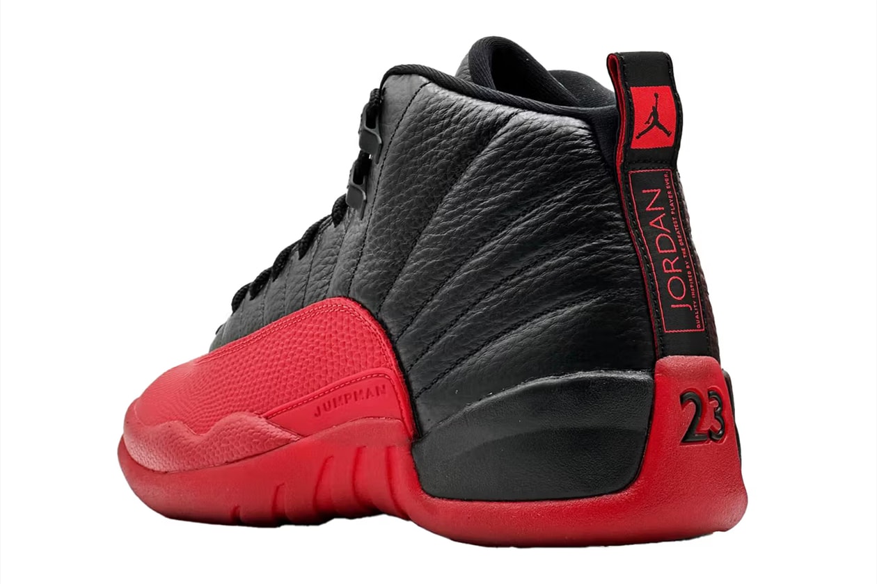 Air Jordan 12's latest replica color scheme 