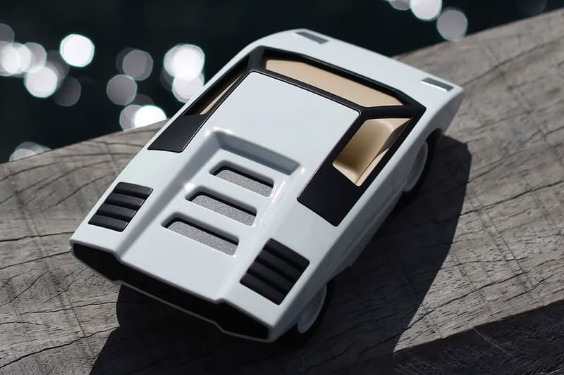 Top toy car - Playforever's new UFO Colomba sci-fi concept sports car-1740308839_153_Top-toy-car-Playforever39s-new-UFO-Colomba-sci-fi-concept.com_image_2025_02_22_playforever-ufo-col