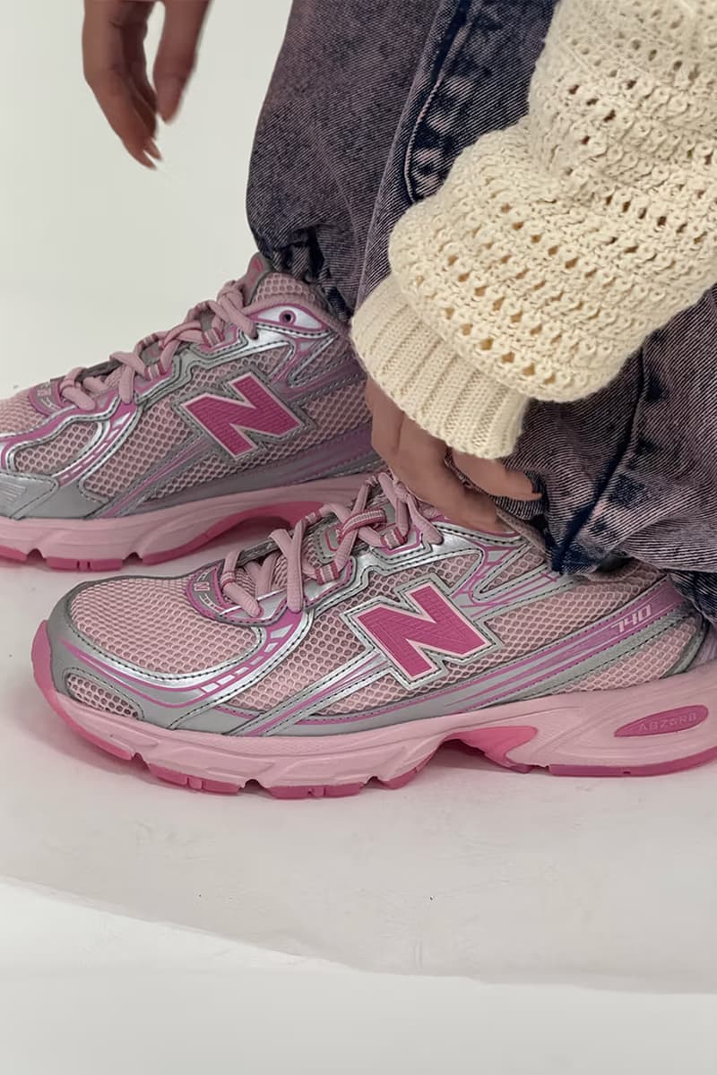 atmos pink x New Balance 740 latest joint shoes are revealed first