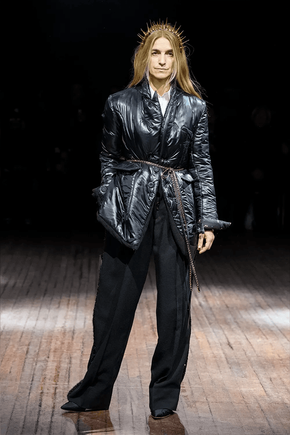 35th anniversary! UNDERCOVER 2025 Autumn and Winter Series Show officially debuted-1741160718_529_35th-anniversary-UNDERCOVER-2025-Autumn-and-Winter-Series-Show-officially