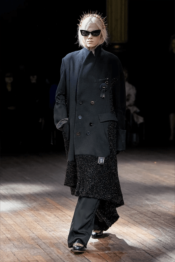 35th anniversary! UNDERCOVER 2025 Autumn and Winter Series Show officially debuted-1741160718_715_35th-anniversary-UNDERCOVER-2025-Autumn-and-Winter-Series-Show-officially