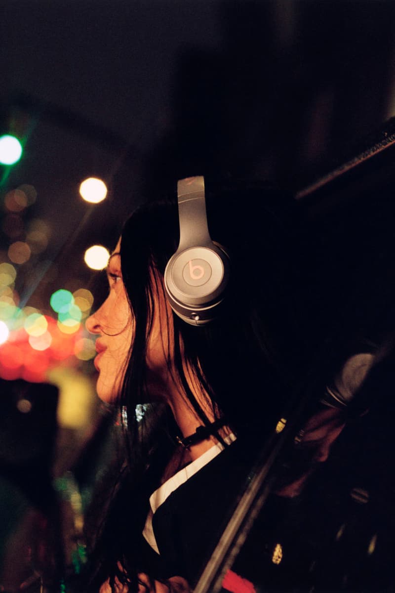 Sandy Liang x Beats Solo 4 is officially released, pink ribbon design injects sweet new style into the headphones-1741186613_670_Sandy-Liang-x-Beats-Solo-4-is-officially-released-pink