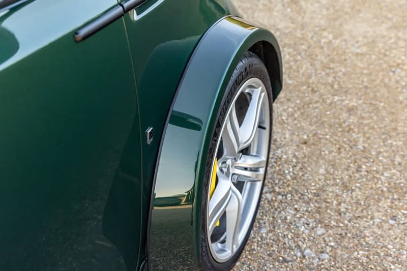 Aston Martin Super Rare V8 Super Cygnet Ultimate Cannon Model is on sale-1741245908_157_Aston-Martin-Super-Rare-V8-Super-Cygnet-Ultimate-Cannon-Model