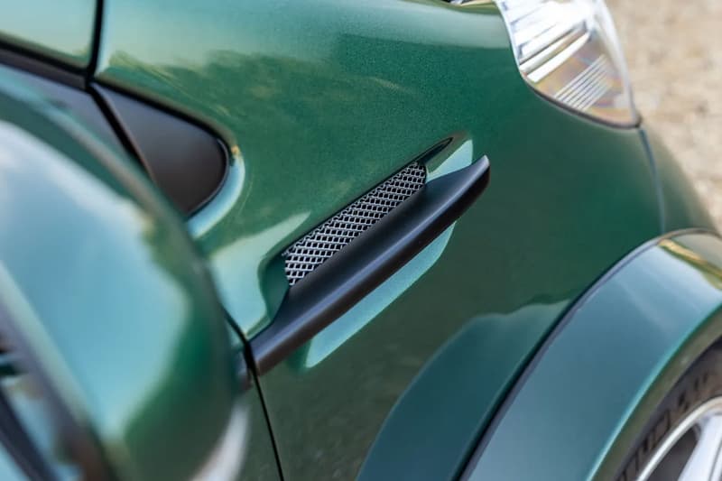 Aston Martin Super Rare V8 Super Cygnet Ultimate Cannon Model is on sale-1741245908_693_Aston-Martin-Super-Rare-V8-Super-Cygnet-Ultimate-Cannon-Model