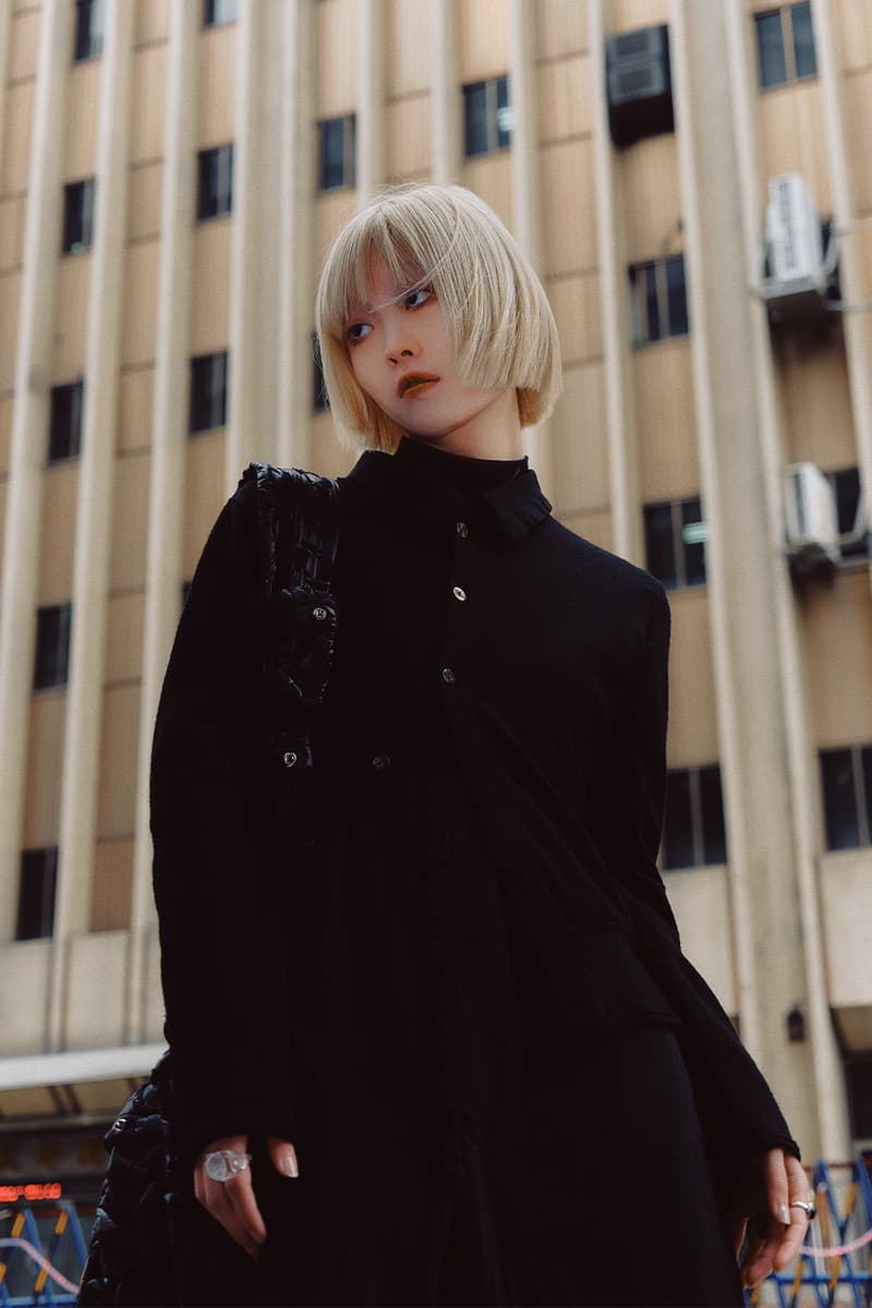 Streetsnaps: Black or White? which one? Small-1741271643_163_Streetsnaps-Black-or-White-which-one-Small