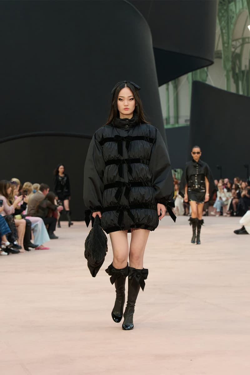Chanel 2025/26 Autumn and Winter Haute Couture Series Show officially debuts