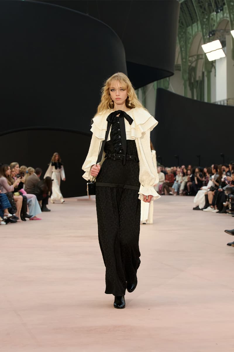 Chanel 2025/26 Autumn and Winter Haute Couture Series Show officially debuts