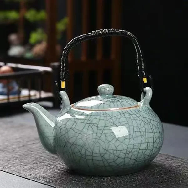 Vintage Chinese Style Teapot With Lifting Beam 650ml Mug Teapot for Tea Kettle Puer Tea Cup Set Teaware Pot Teapots Service Clay