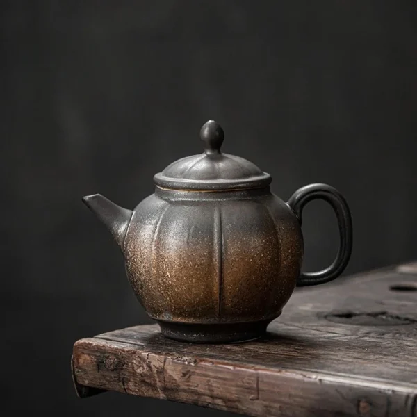 Japanese teapot single pot household retro kung fu tea set single filter ceramic tea maker gilt teapot set